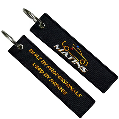 Grosir Olecranon Hook Murah Custom Flight Kain bordir Jet tag Woven Keychain Dengan Logo Anda Sendiri